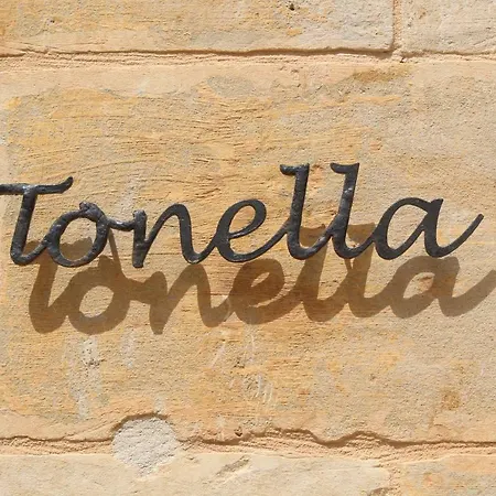 ベッド・アンド・ブレックファスト Tonella